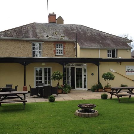 Millhouse Hotel And Riverside Restaurant Sharnbrook Dış mekan fotoğraf