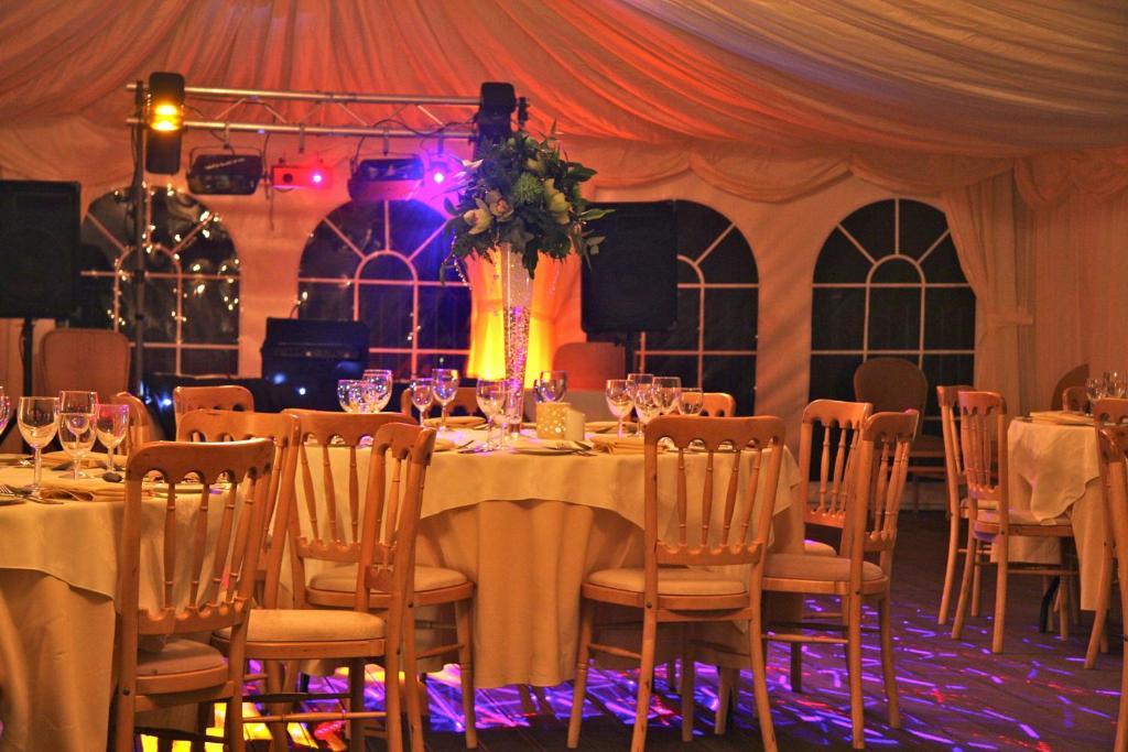 Millhouse Hotel And Riverside Restaurant Sharnbrook Dış mekan fotoğraf