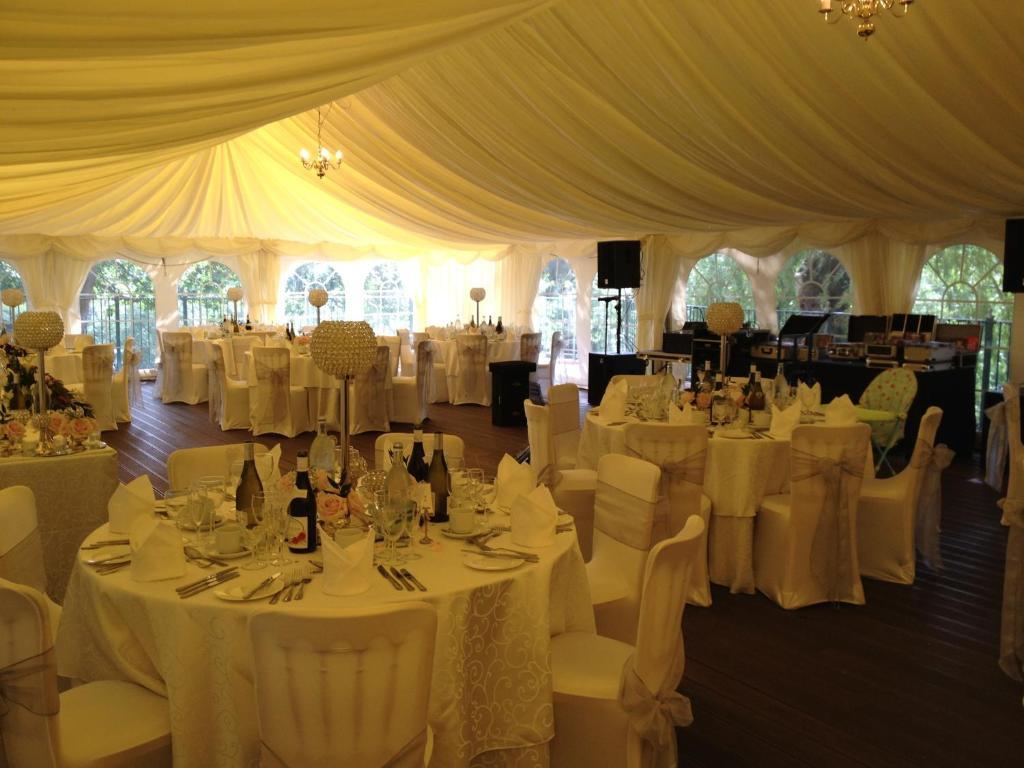 Millhouse Hotel And Riverside Restaurant Sharnbrook Dış mekan fotoğraf
